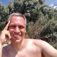 WalkingSkyclad