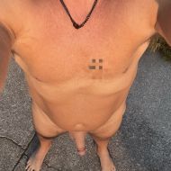 Naturistinhiding