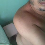 Naked_Alone