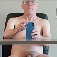 nude4inch